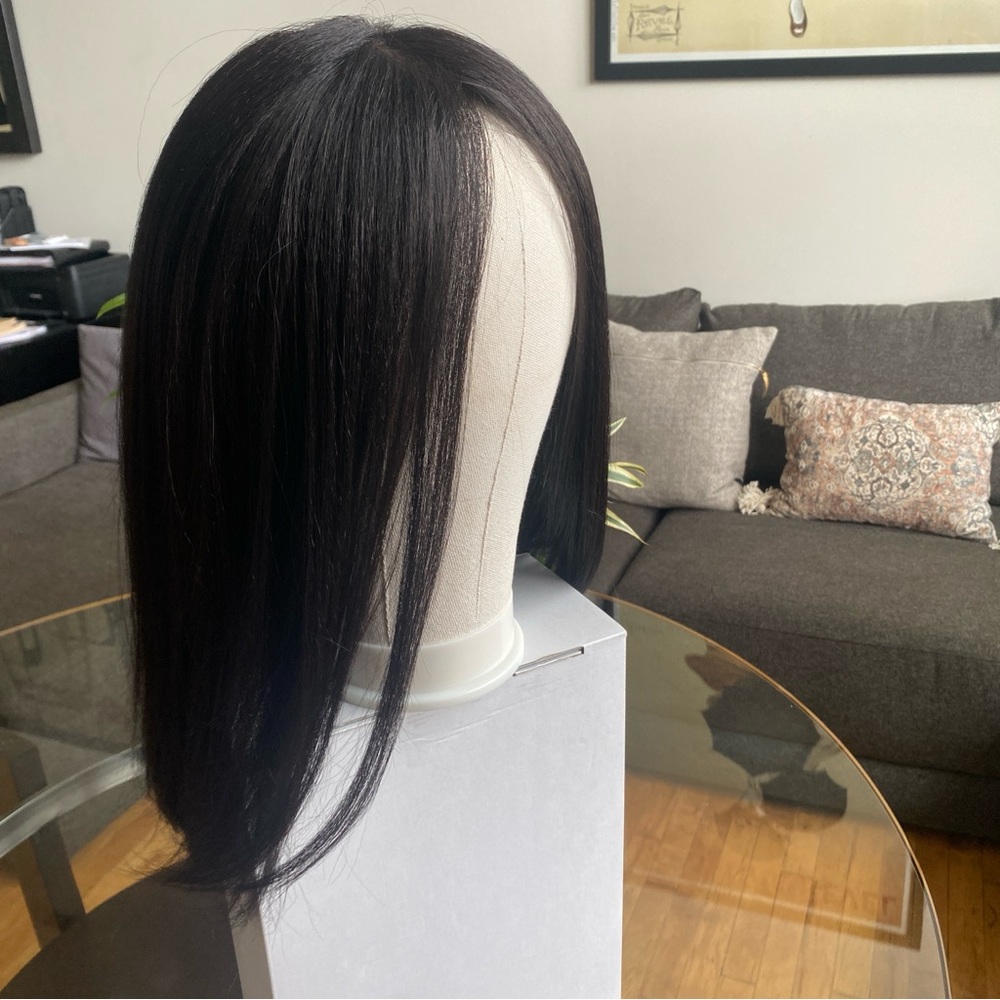 Harlem 125 Synthetic 24’’ Sleek 1B Women's Wig